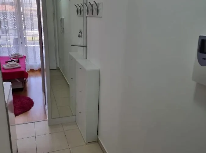 Mango Apartman Split